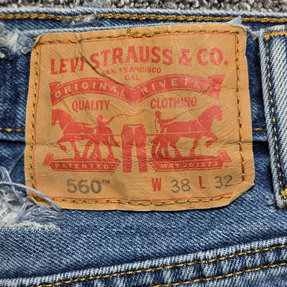 Y2K Baggy Skate Loose Tapered 560 Jeans Mens 38x32 Blue Levi's 00560-4891